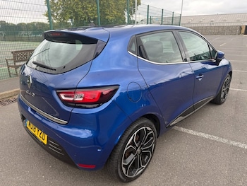 Used Renault Clio 2018 for sale - 76250147: Photo 3