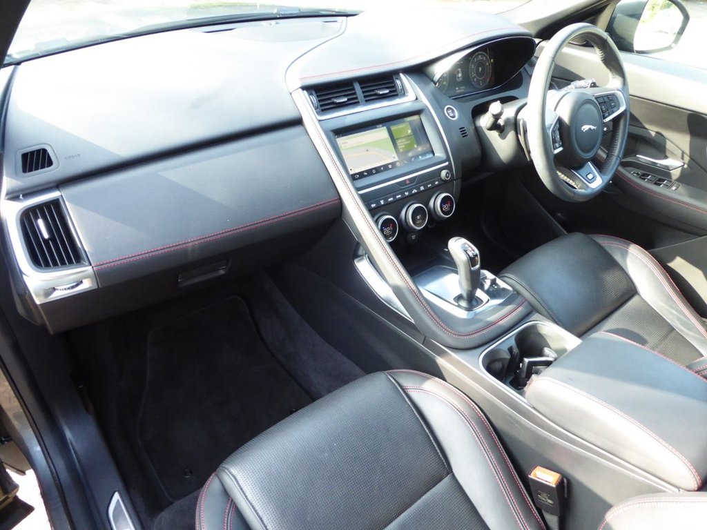 Used Jaguar E-Pace 2020 for sale - 77748756: Photo 3