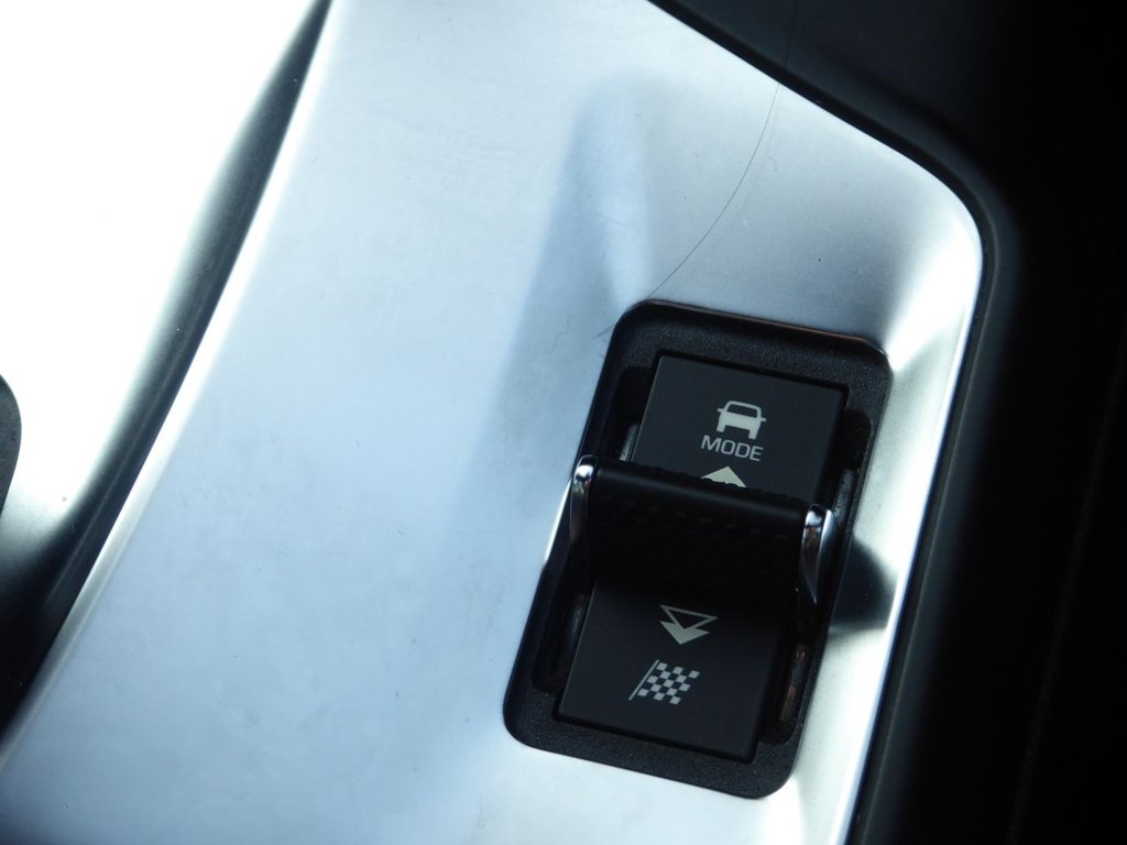 Used Jaguar E-Pace 2020 for sale - 77748756: Photo 31