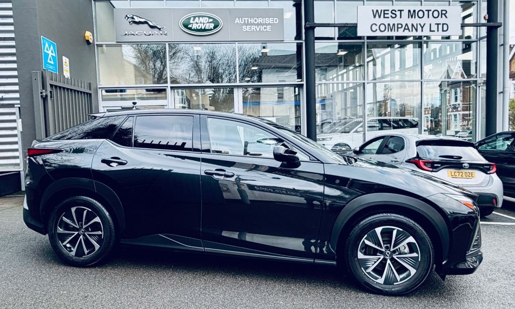 Used Lexus RZ 2023 for sale - 77241719: Photo 2