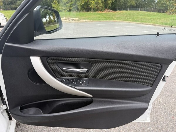 Used BMW 3 Series 2016 for sale - 76147999: Photo 11