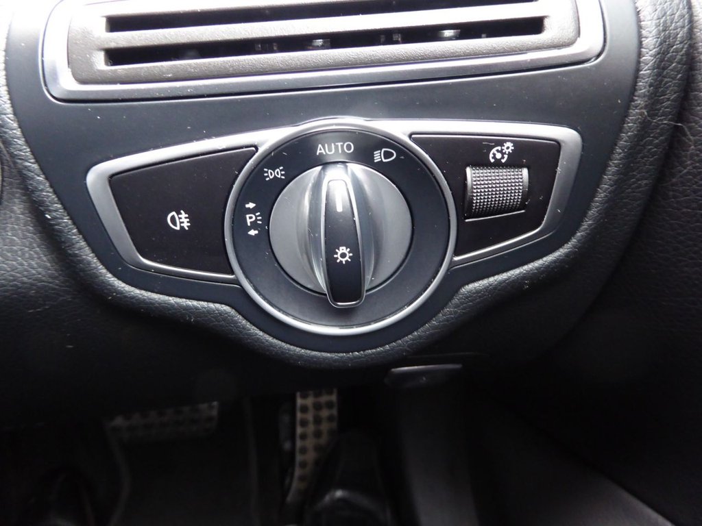 Used Mercedes-Benz C Class 2019 for sale - 77534518: Photo 25