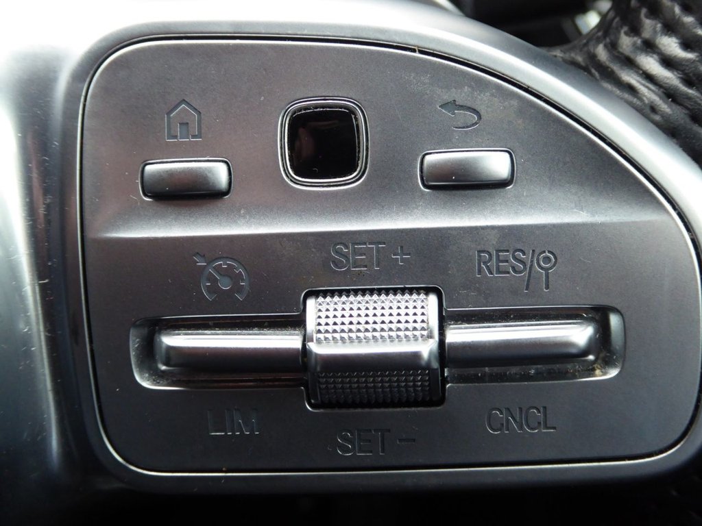 Used Mercedes-Benz C Class 2019 for sale - 77534518: Photo 37