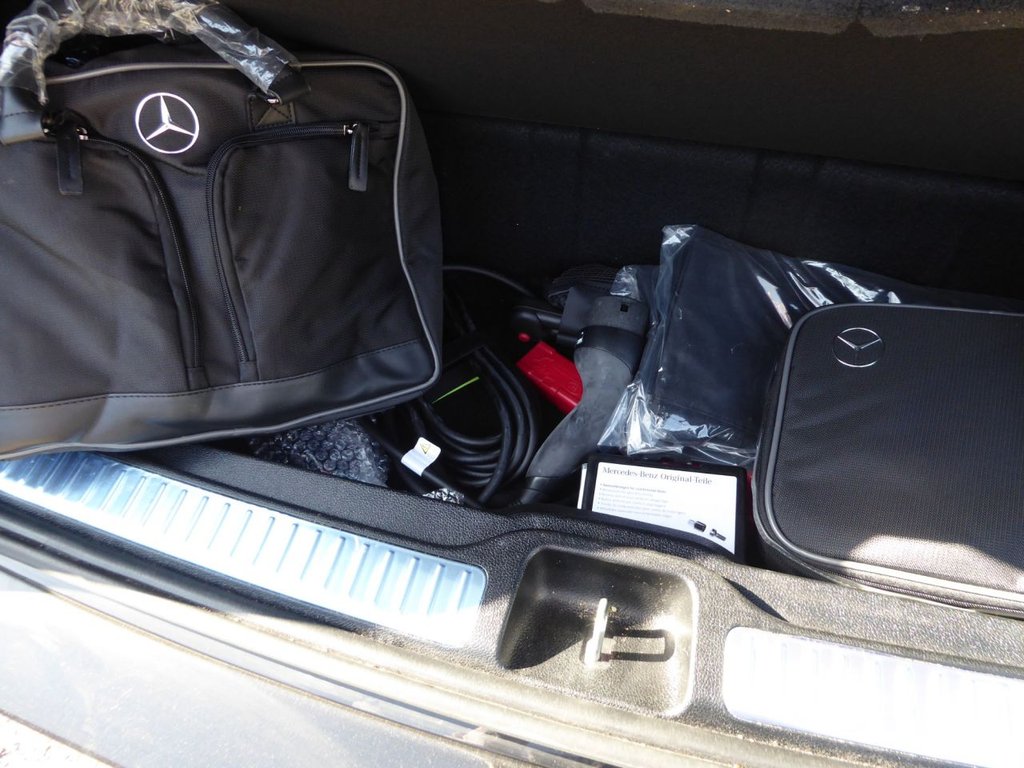 Used Mercedes-Benz GLC 2022 for sale - 77765147: Photo 13