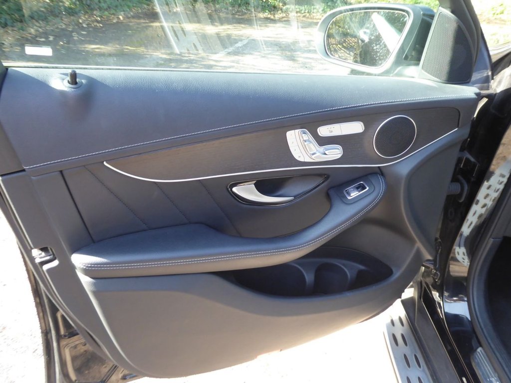 Used Mercedes-Benz GLC 2022 for sale - 77765147: Photo 14