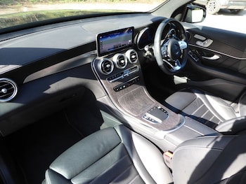 Used Mercedes-Benz GLC 2022 for sale - 77765147: Photo