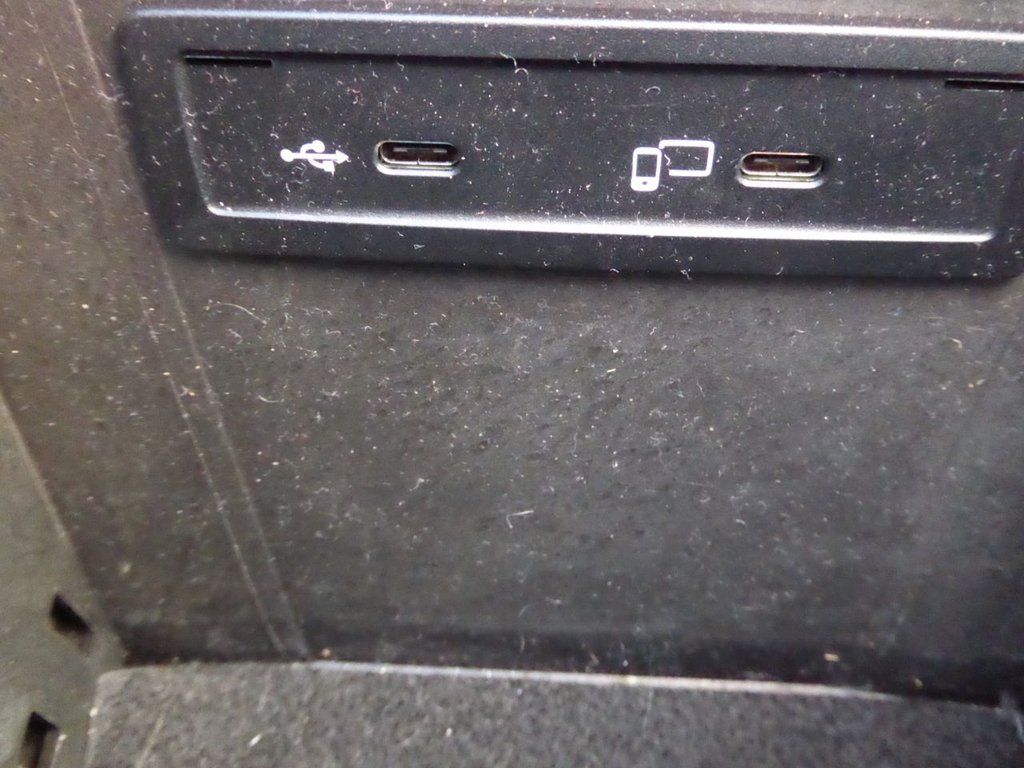 Used Mercedes-Benz GLC 2022 for sale - 77765147: Photo 47