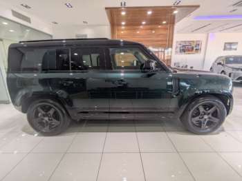 Used Land Rover Defender 2022 for sale - 74903830: Photo