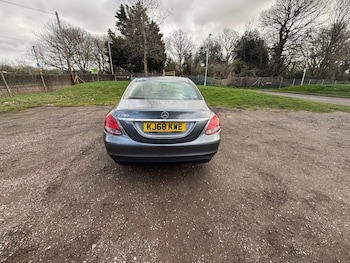 Used Mercedes-Benz C Class 2019 for sale - 78241210: Photo