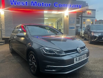 Volkswagen - Golf
