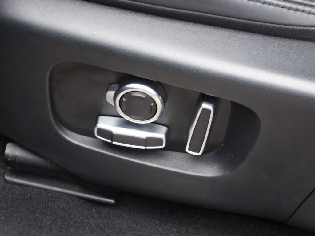 Used Land Rover Range Rover Evoque 2023 for sale - 77855508: Photo 20