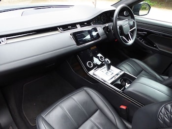 Used Land Rover Range Rover Evoque 2023 for sale - 77855508: Photo