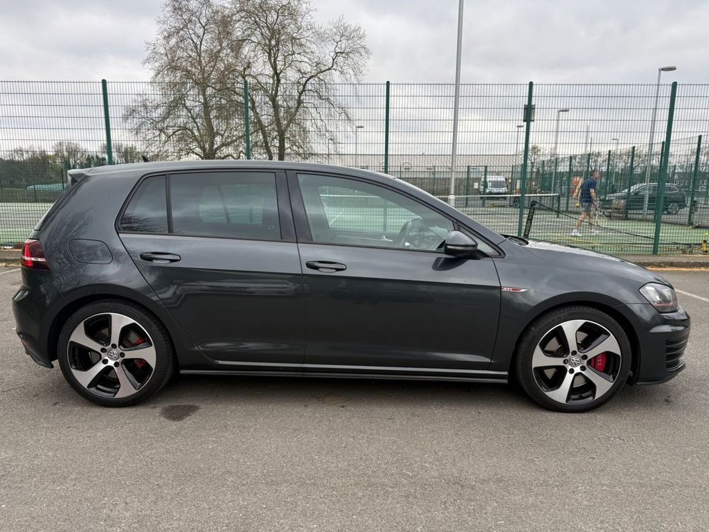 Used Volkswagen Golf 2015 for sale - 78002878: Photo 2