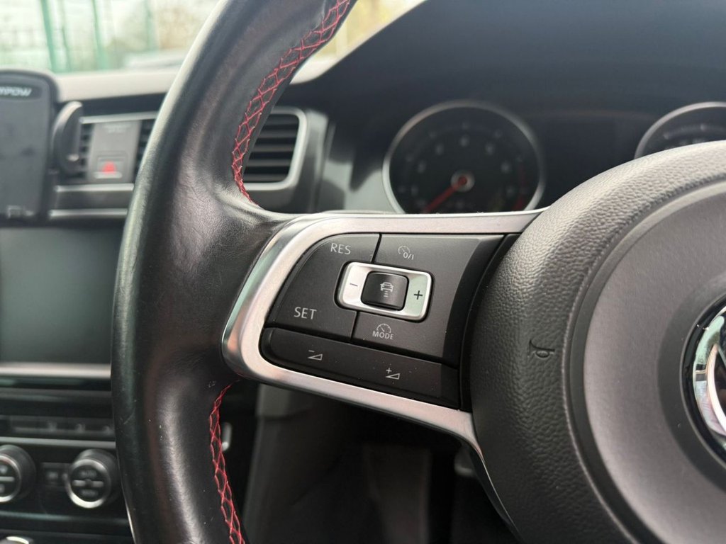 Used Volkswagen Golf 2015 for sale - 78002878: Photo 21