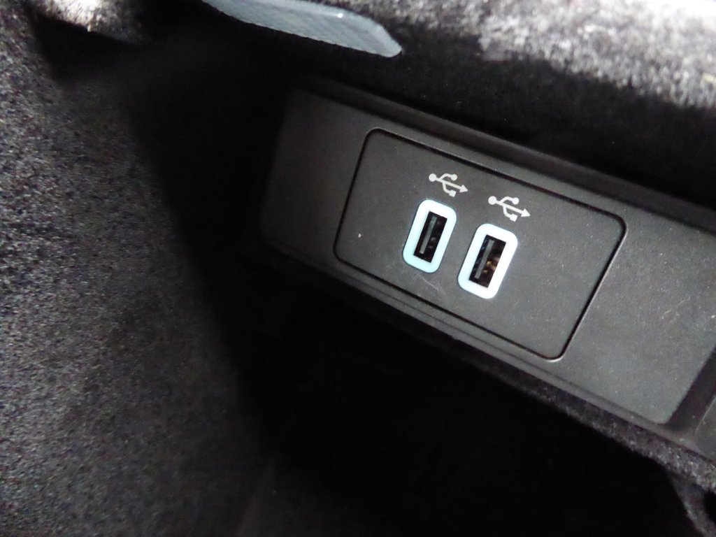 Used Ford Mondeo 2016 for sale - 77572107: Photo 37