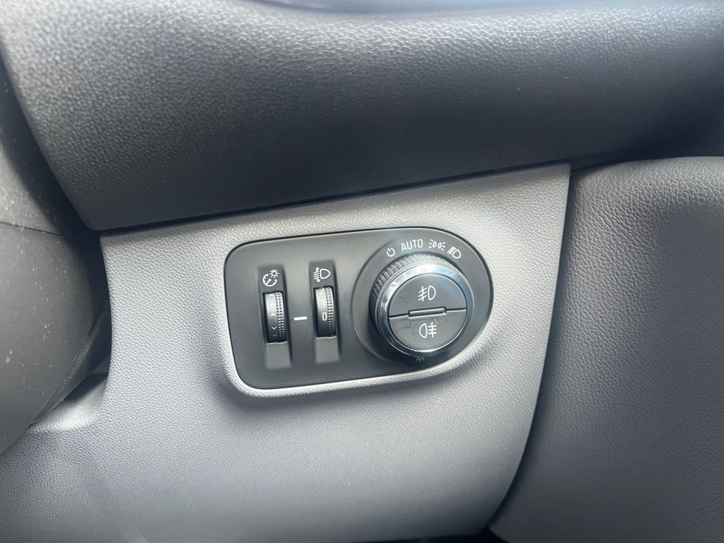 Used Vauxhall Corsa 2018 for sale - 75086690: Photo 24