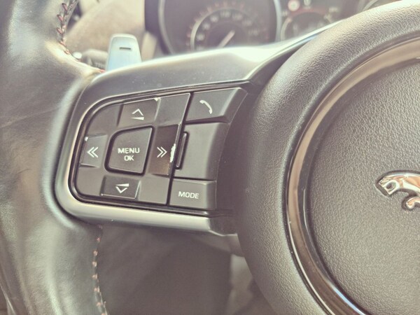 Used Jaguar F-Type 2017 for sale - 75573805: Photo 24