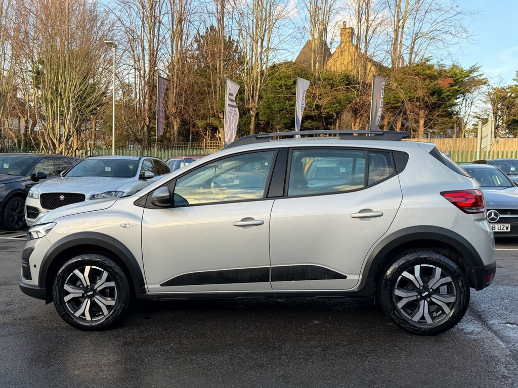 Used Dacia Sandero Stepway 2024 for sale - 76950637: Photo 10