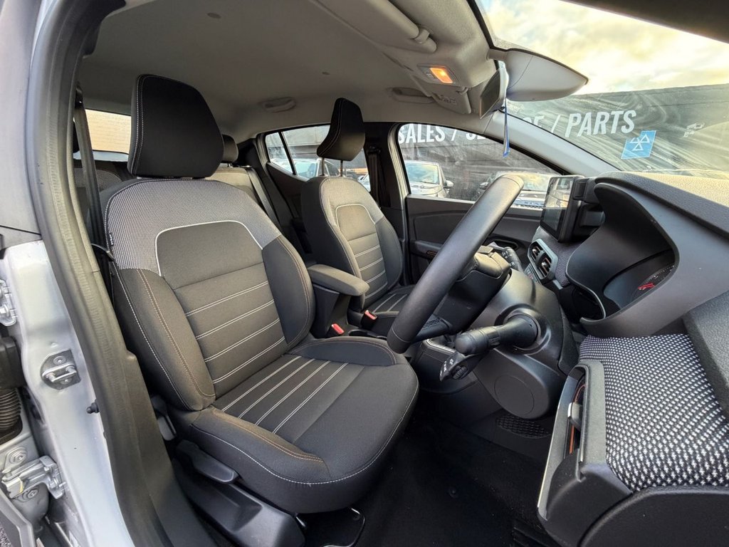 Used Dacia Sandero Stepway 2024 for sale - 76950637: Photo 32