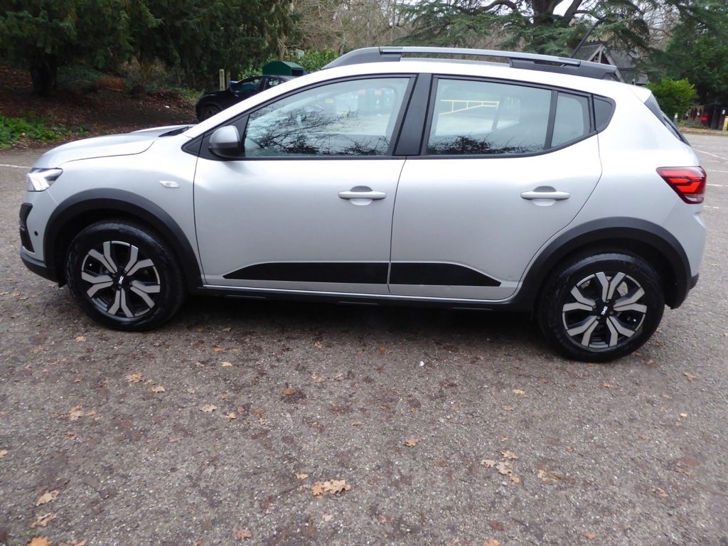 Used Dacia Sandero Stepway 2024 for sale - 76950637: Photo 46