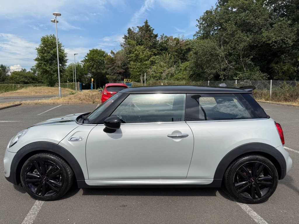 Used MINI Hatch 2017 for sale - 76923383: Photo 6