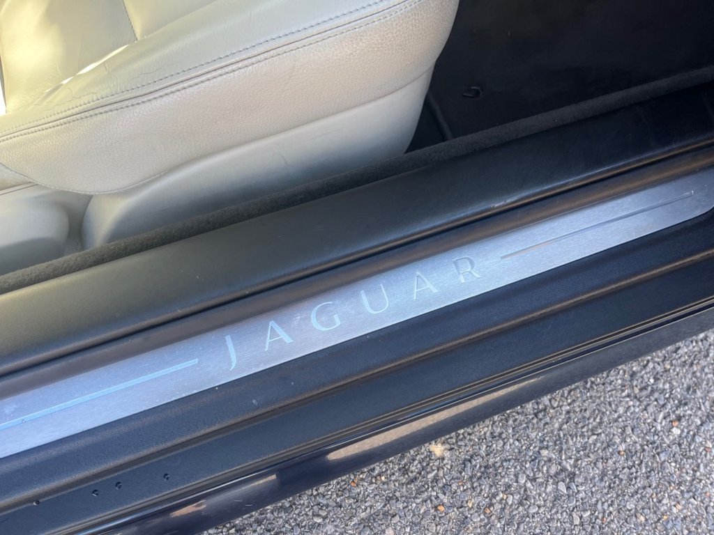 Used Jaguar XK 2009 for sale - 76039449: Photo 13