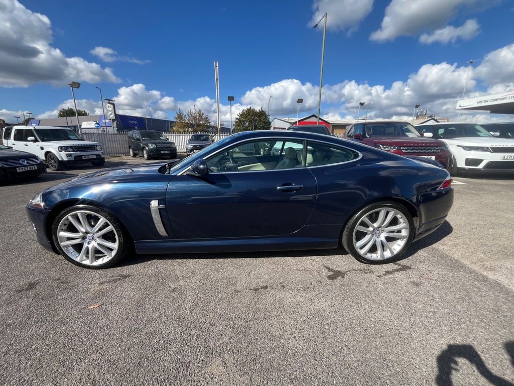 Used Jaguar XK 2009 for sale - 76039449: Photo 4