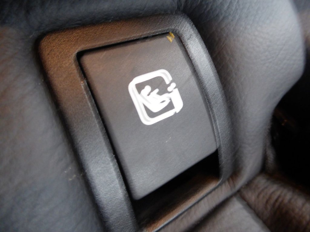 Used Mercedes-Benz C Class 2023 for sale - 77571943: Photo 17