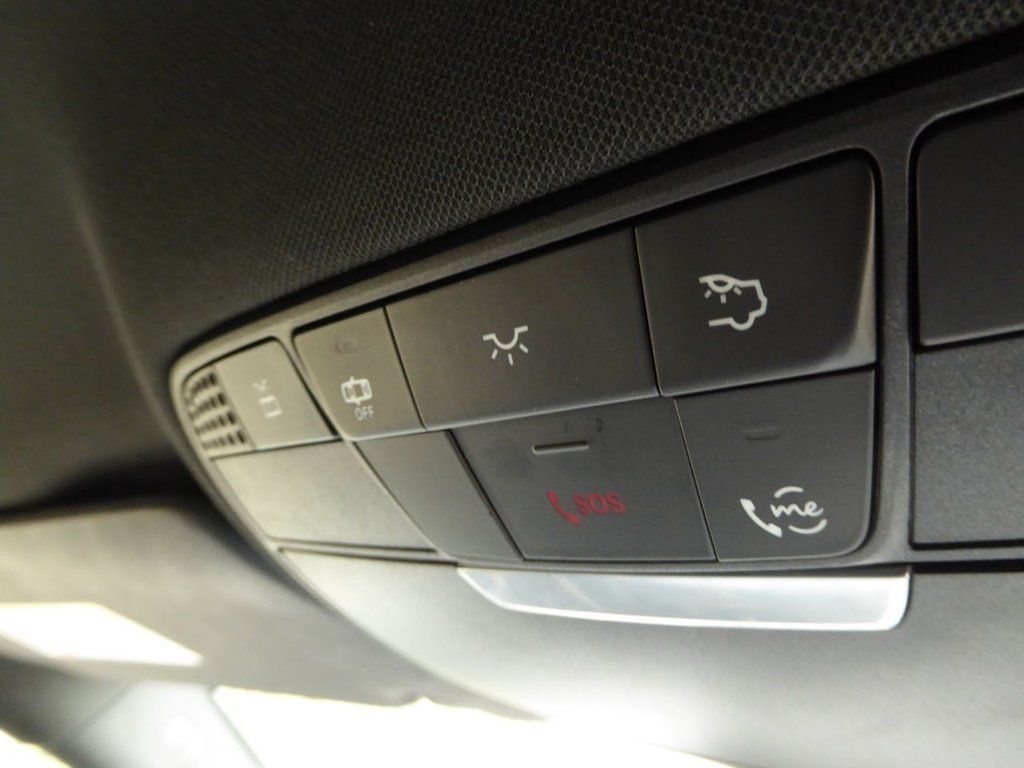 Used Mercedes-Benz C Class 2023 for sale - 77571943: Photo 35