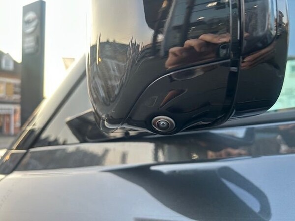 Used Land Rover Defender 2023 for sale - 74257531: Photo 13