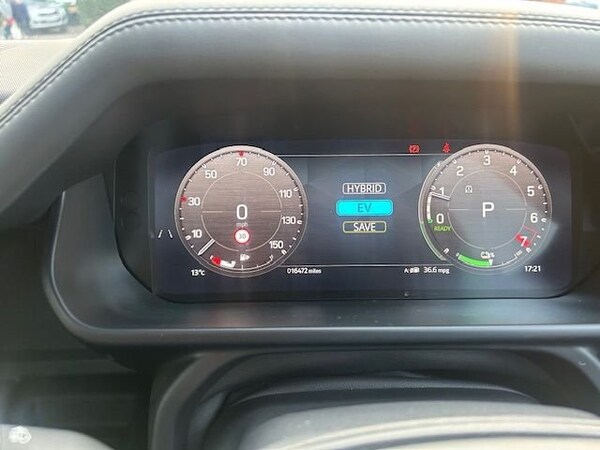 Used Land Rover Defender 2023 for sale - 74257531: Photo 31