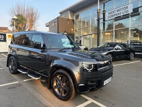 Used Land Rover Defender 2023 for sale - 74257531: Photo 3