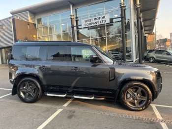 Used Land Rover Defender 2023 for sale - 74257531: Photo