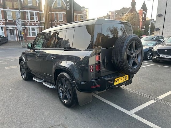Used Land Rover Defender 2023 for sale - 74257531: Photo 7