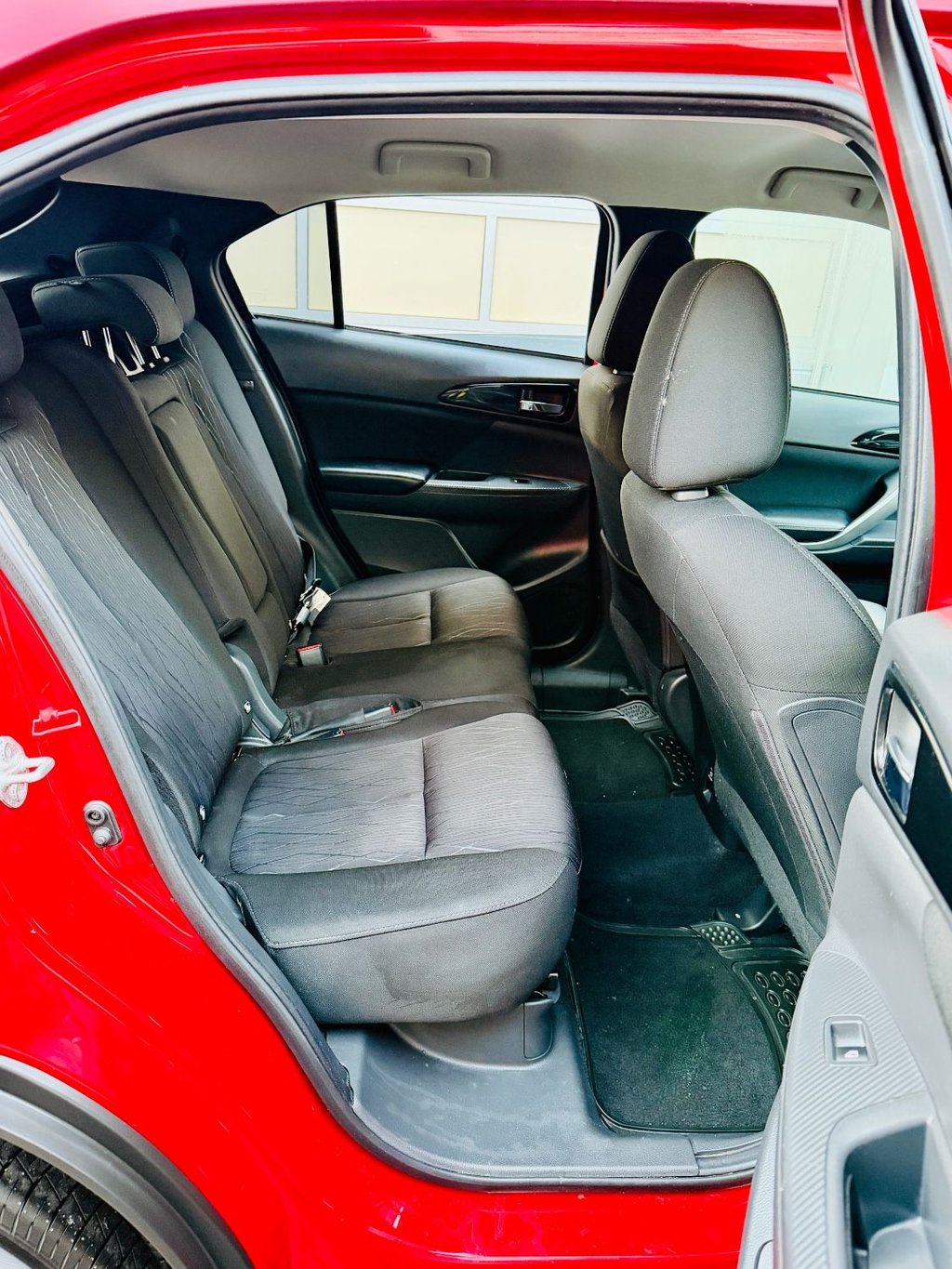 Used Mitsubishi Eclipse Cross 2020 for sale - 76934634: Photo 31