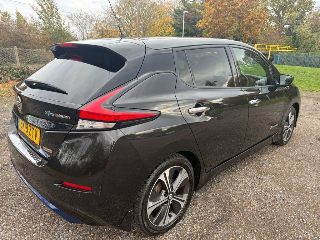 Used Nissan Leaf 2018 for sale - 76496629: Photo 3