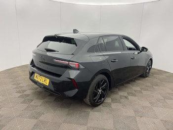 Used Vauxhall Astra 2023 for sale - 79695899: Photo
