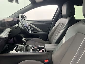 Used Vauxhall Astra 2023 for sale - 79695899: Photo