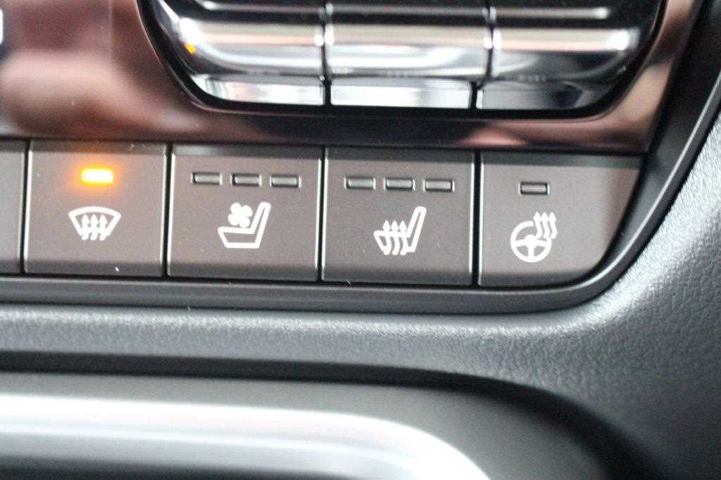 Used Mazda CX-60 2024 for sale - 76954561: Photo 24