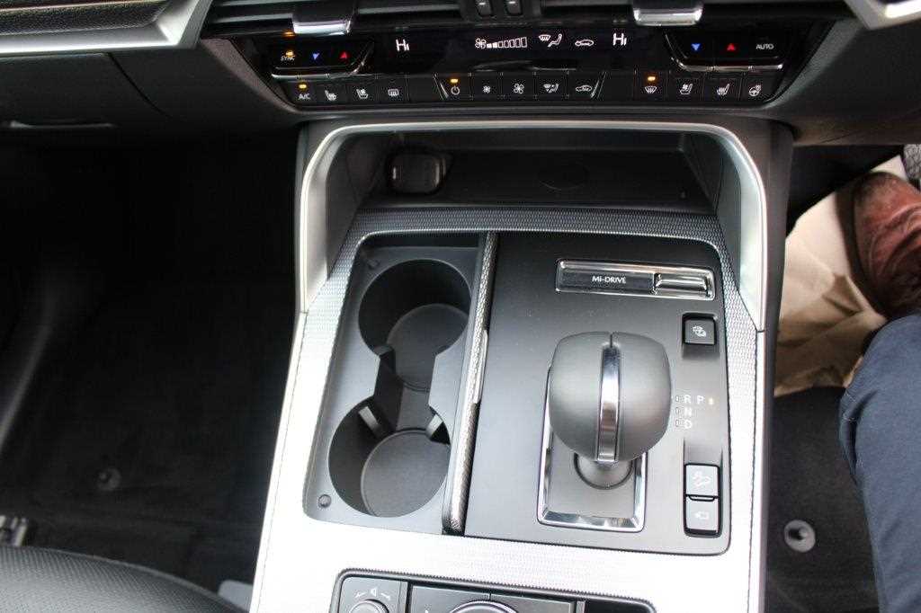 Used Mazda CX-60 2024 for sale - 76954561: Photo 25