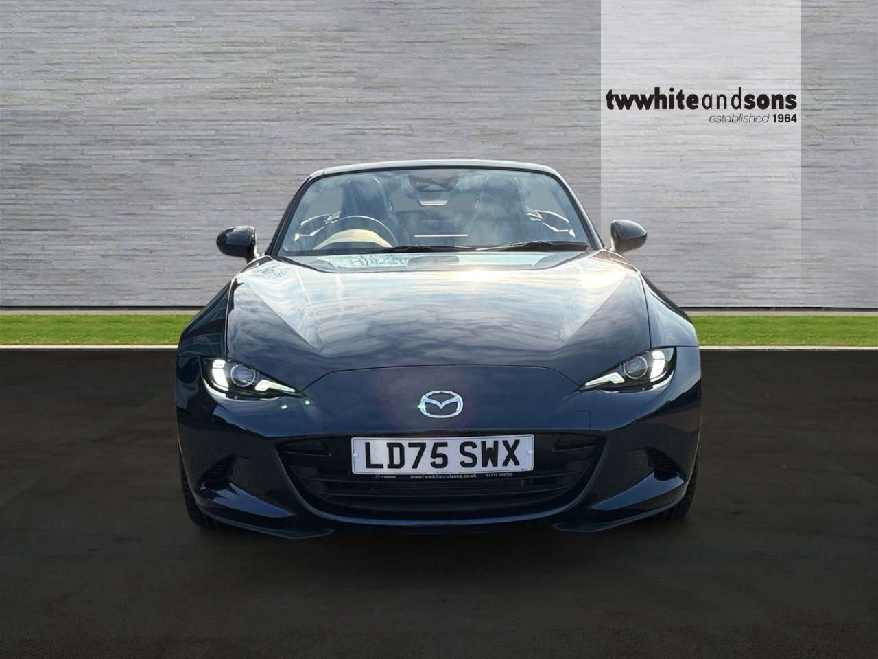 Used Mazda MX-5 2025 for sale - 76458724: Photo 2