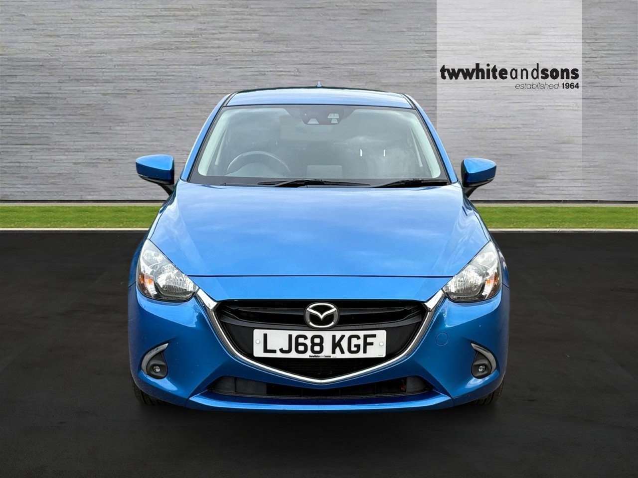 Used Mazda Mazda2 2018 for sale - 76661189: Photo 2