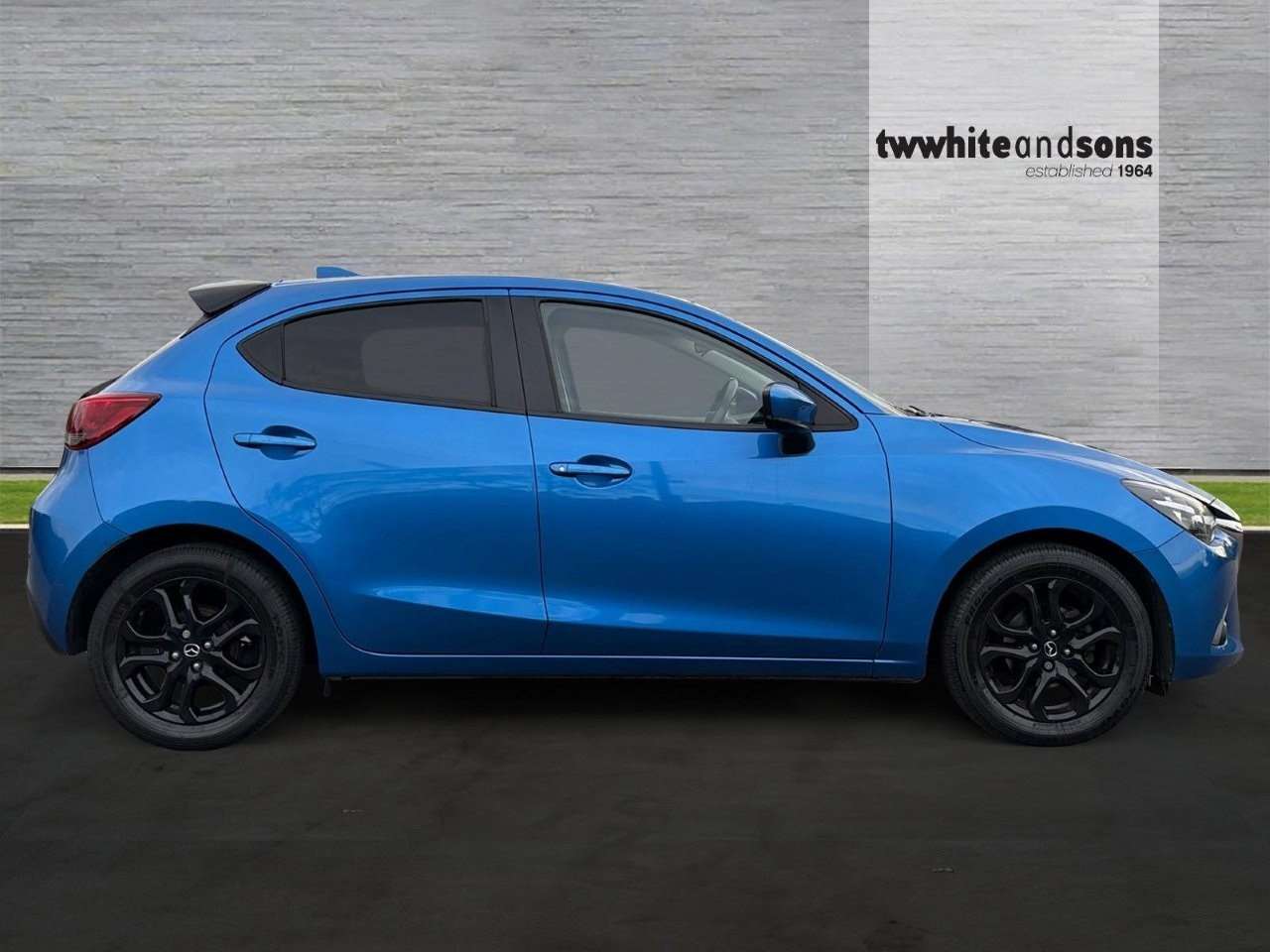 Used Mazda Mazda2 2018 for sale - 76661189: Photo 8
