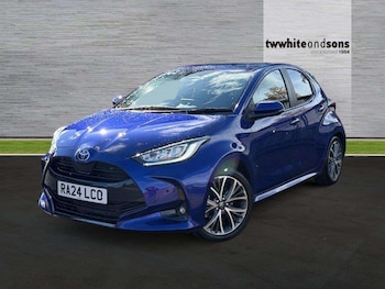 Used Toyota Yaris 2024 for sale - 75980151: Photo