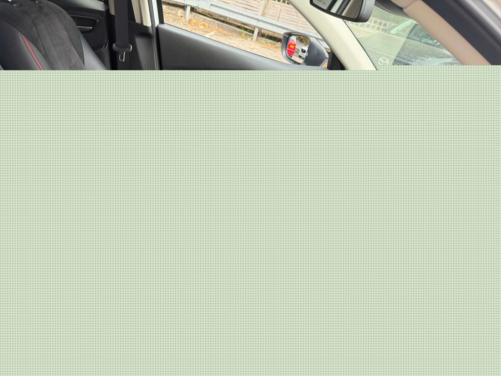 Used Mazda Mazda2 2023 for sale - 76314071: Photo 16