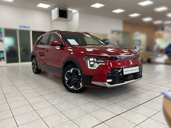 2025 - 150kW 4 65kWh 5dr Auto