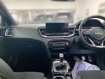 Used Kia XCeed undefined for sale - 77292780: Photo