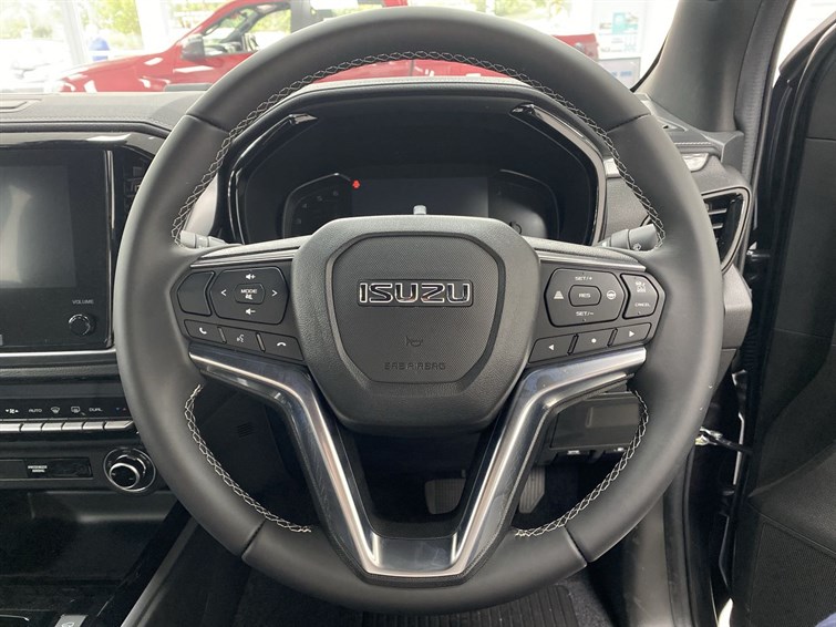 Used Isuzu D-Max 2025 for sale - 77307025: Photo 41