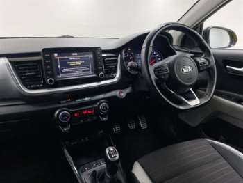 Used Kia Stonic 2018 for sale - 74727621: Photo
