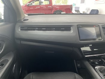 Used Honda HR-V 2017 for sale - 79363348: Photo